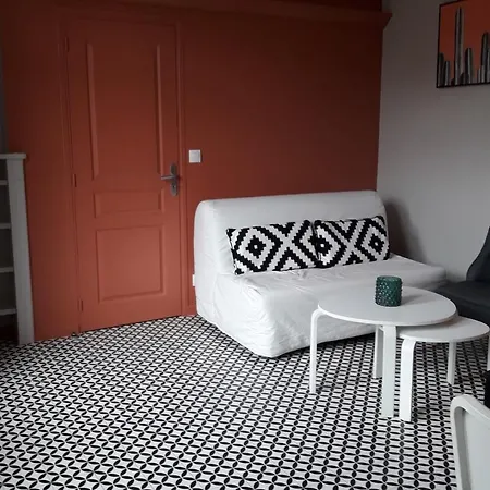 Apartment Modern And Bright Flat At The Heart Of - Welkeys *